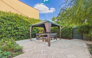 Casă cu 2 apartamente în Grădiște - Poză 4