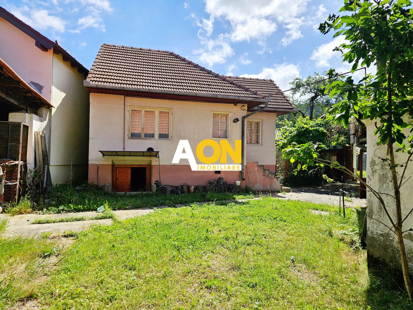 Casa tradițională de vânzare în Săsciori, Alba, 1384 mp teren - Poză 1