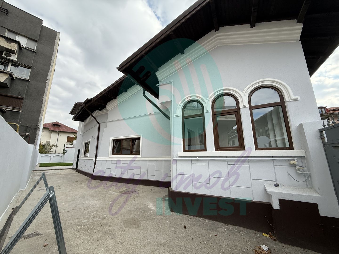 Casa boieresca in zona Dacia - Poză 5