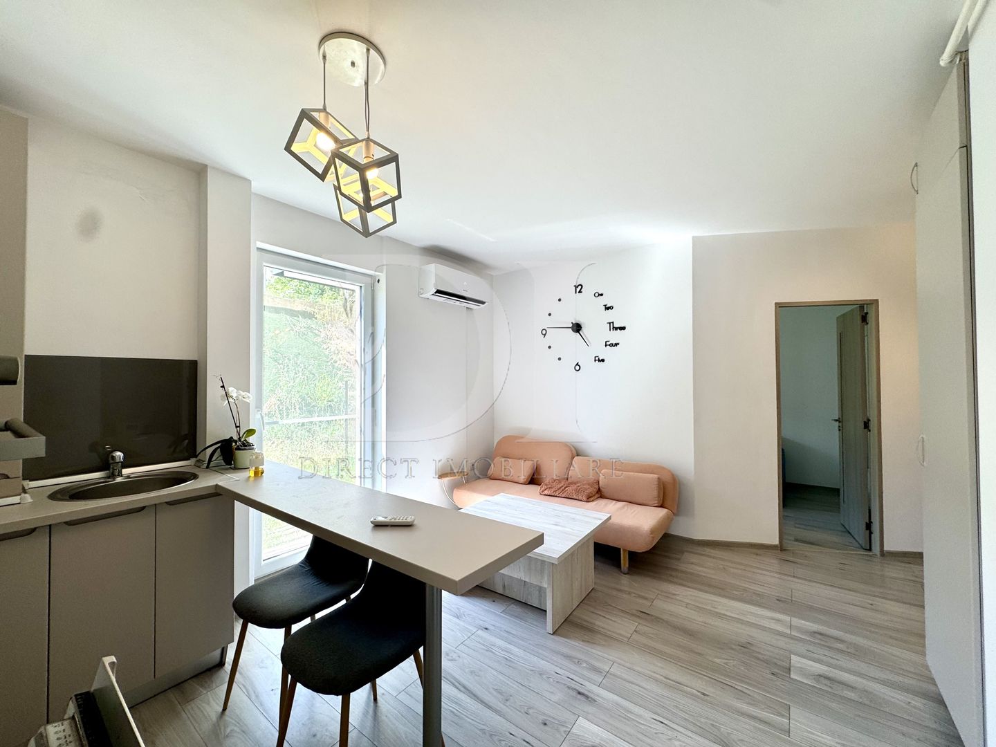 Apartament de vanzare/la cheie/Zona Avram Iancu - Poză 1