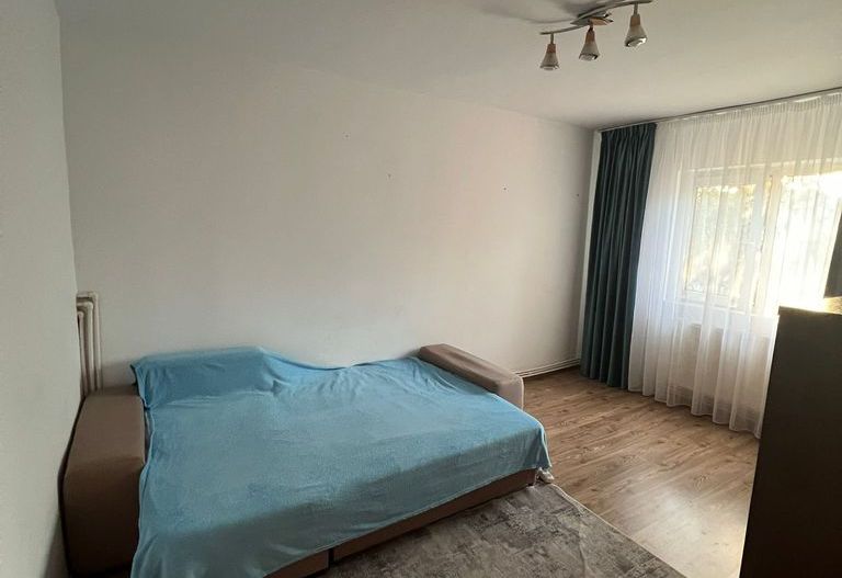 Garsoniera de Vanzare Gorjului-Centrala proprie - Poză 1