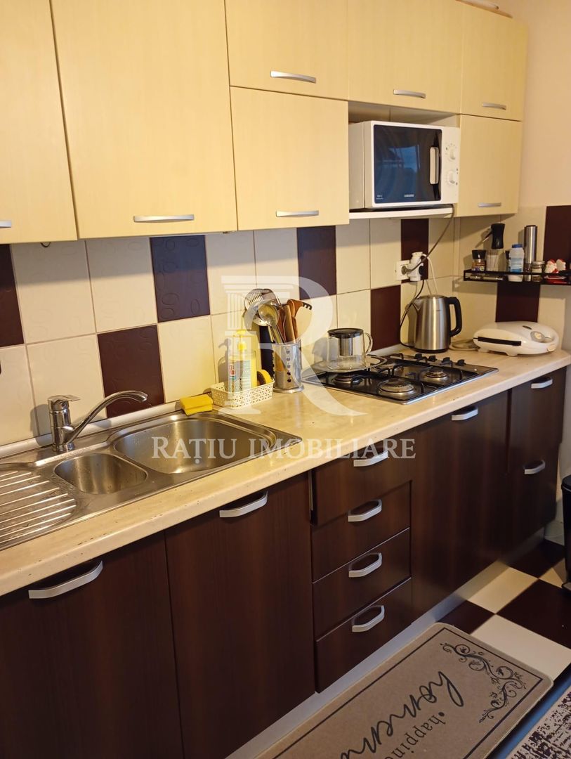 Casa de vanzare 4 camere | Cartierul Oncea | Oradea | - Poză 5