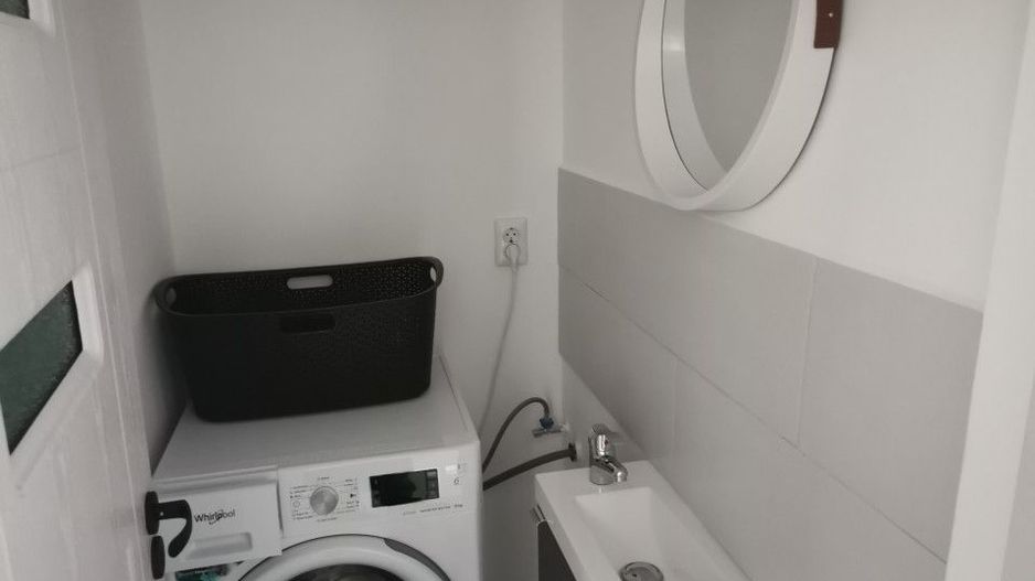 Vanzare apartament 3 camere, Ultracentral, Strada Mare - Poză 9