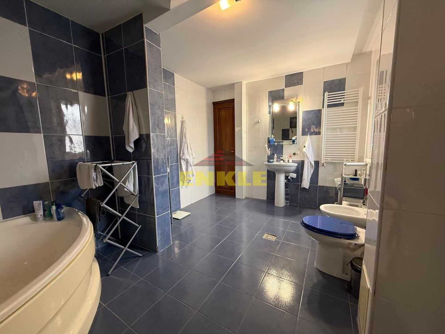 CASĂ DE VÂNZARE – ZONA LEBĂDA - Poză 16