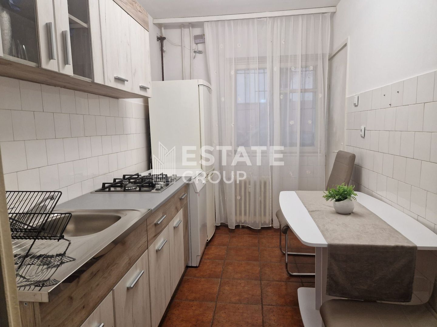 Apartament 50mp, 2 camere, langa Judetean - Poză 9