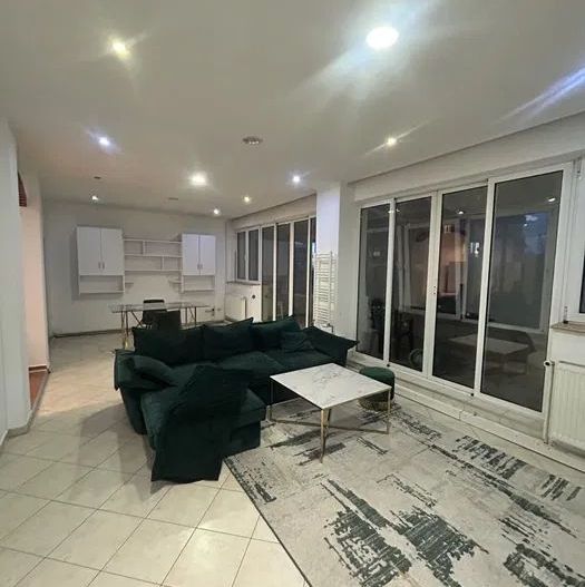 Apartament spațios cu 2 camere - Ultracentral - Poză 1