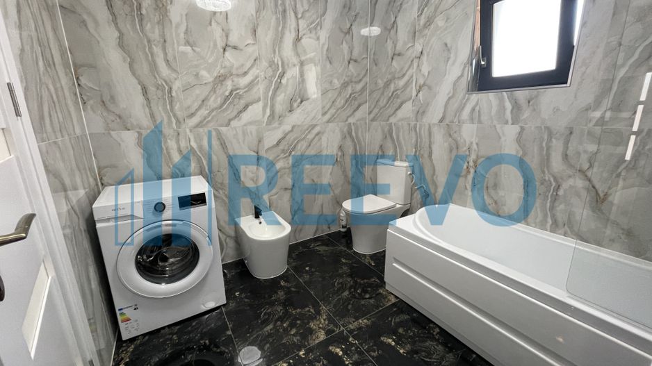 Casă de închiriat în Hemeiuș - Poză 9