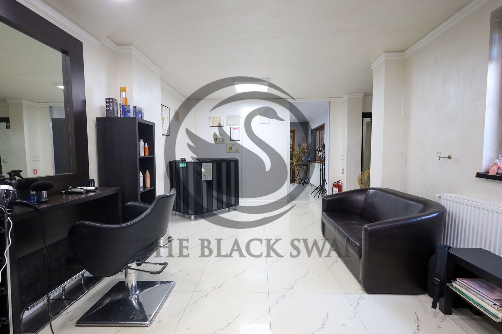 Casa 6 camere de vanzare | Salon Infrumusetare | Ploiesti, COMISION 0% - Poză 3