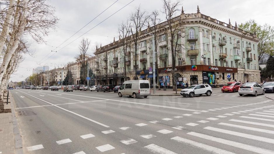 Vânzare, apartament, 2 camerе, bul. Ştefan cel Mare şi Sfînt, Centru - Poză 2