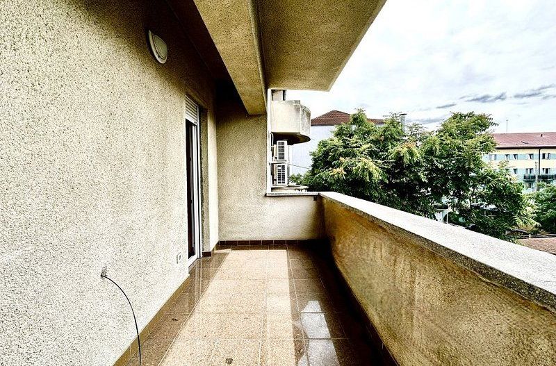 2 camere, decomandat, cu balcon - Complexul Studențesc - Poză 14