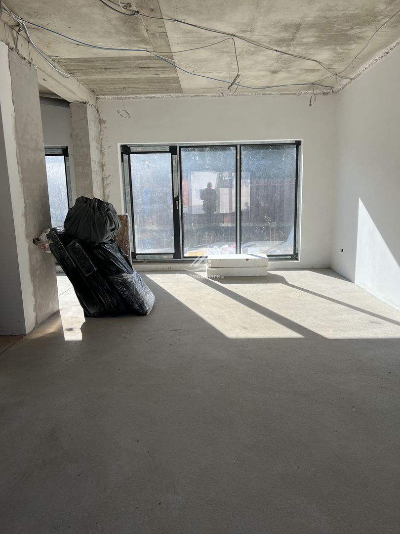 Casă construcție de Lux de vânzare în Șelimbar zonă bună - Poză 7