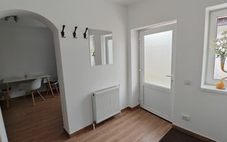 Casa 3 camere individuala SanpetrU,mobilata si utilata,128900 euro. - Poză 4