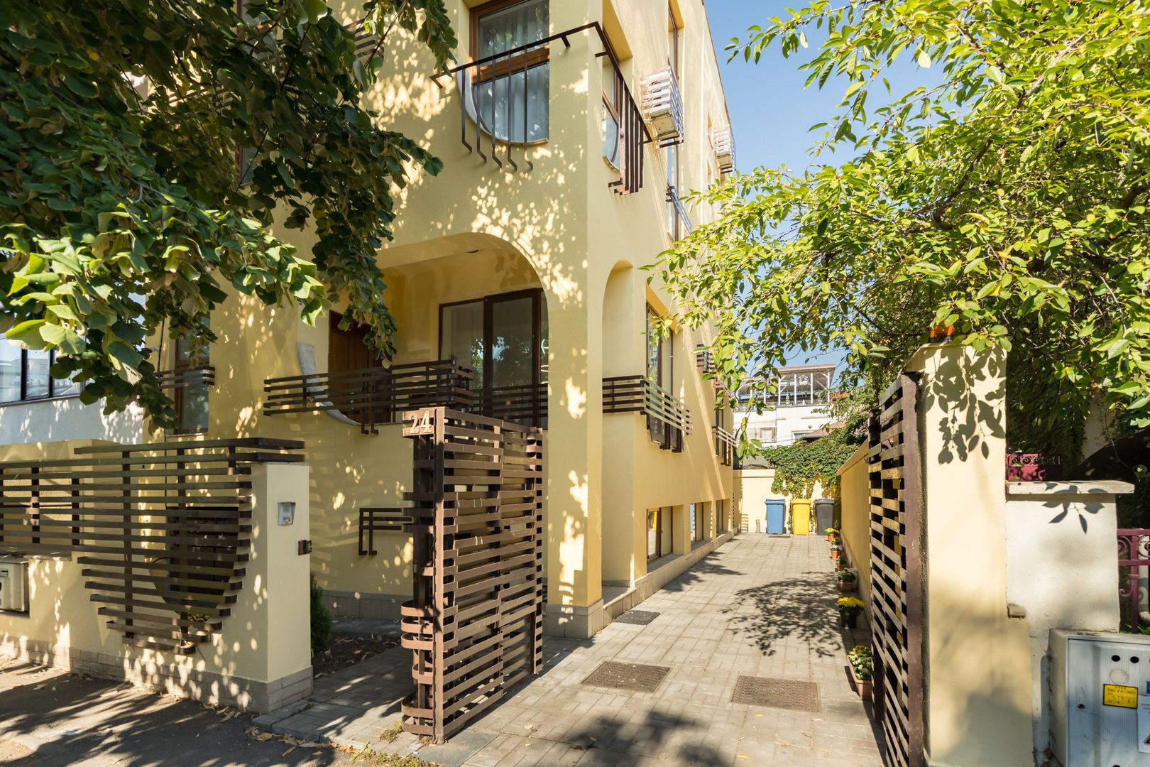 COMISION 0% - Vila NOUA pentru birouri 220mp utili, parcare proprie,8 min metrou - Poză 1