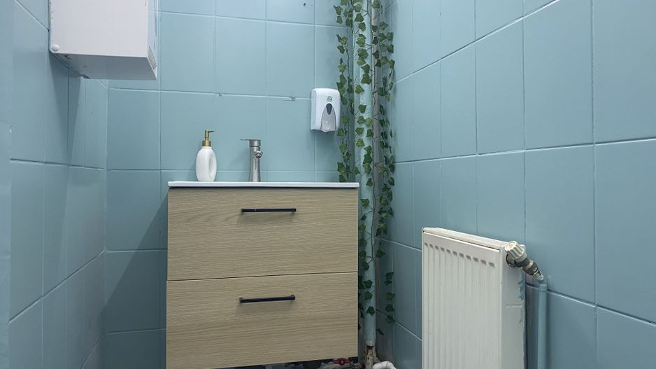 Locatie excelenta! Inchiriere spatiu comercial in Targoviste - centru - Poză 9