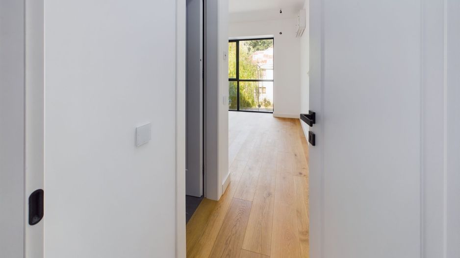 Apartament 3 camere nou la 2 min  de Cambridge School of Bucharest - Poză 12