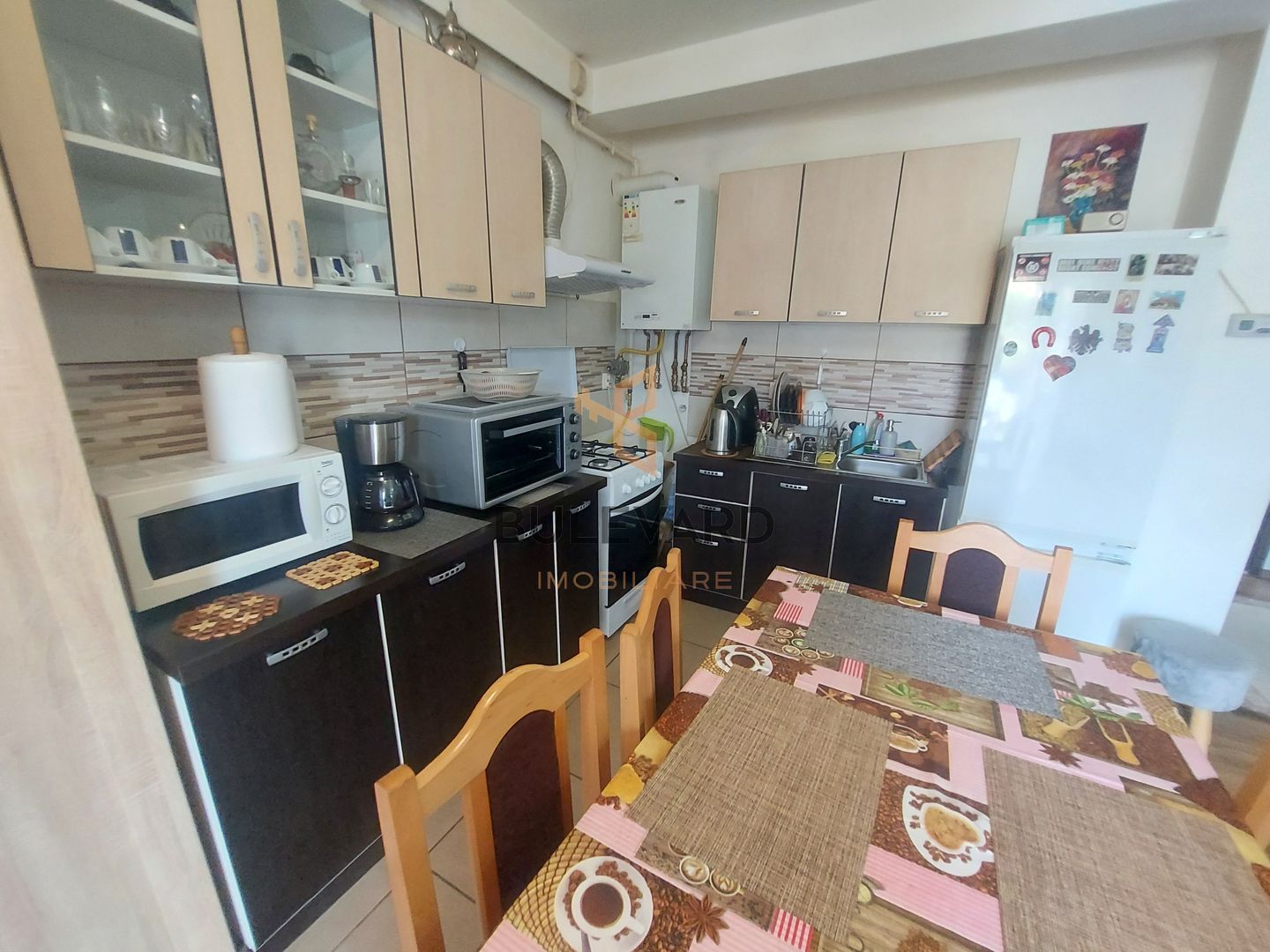 Apartament cu 2 camere in zona strazii Tineretului! - Poză 2