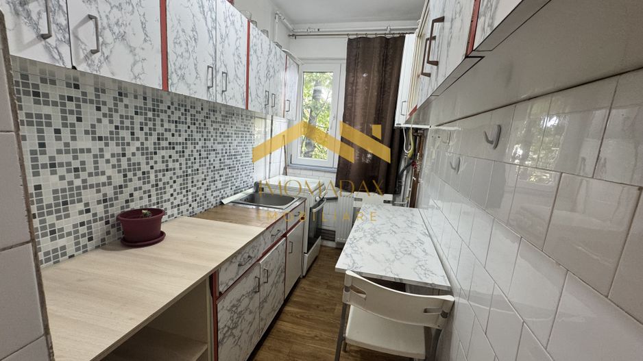 Apartament-4 camere- etaj 3- - Poză 17