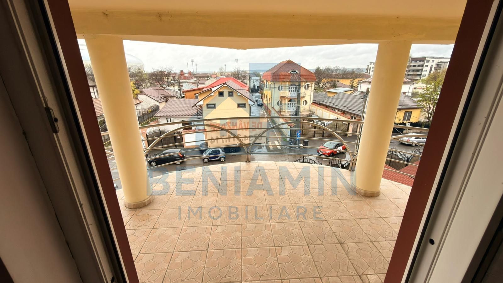 Vila P+2 Alexandru Cel Bun cu doua etaje si curte proprie - Poză 15