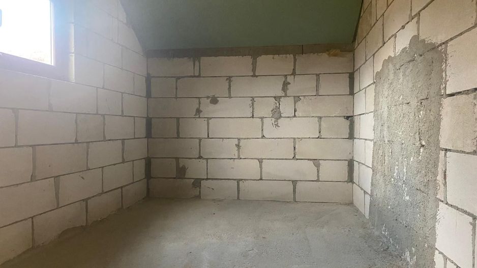 Zona de deal! Vanzare casa cu 6 camere in Pietrari - Poză 7