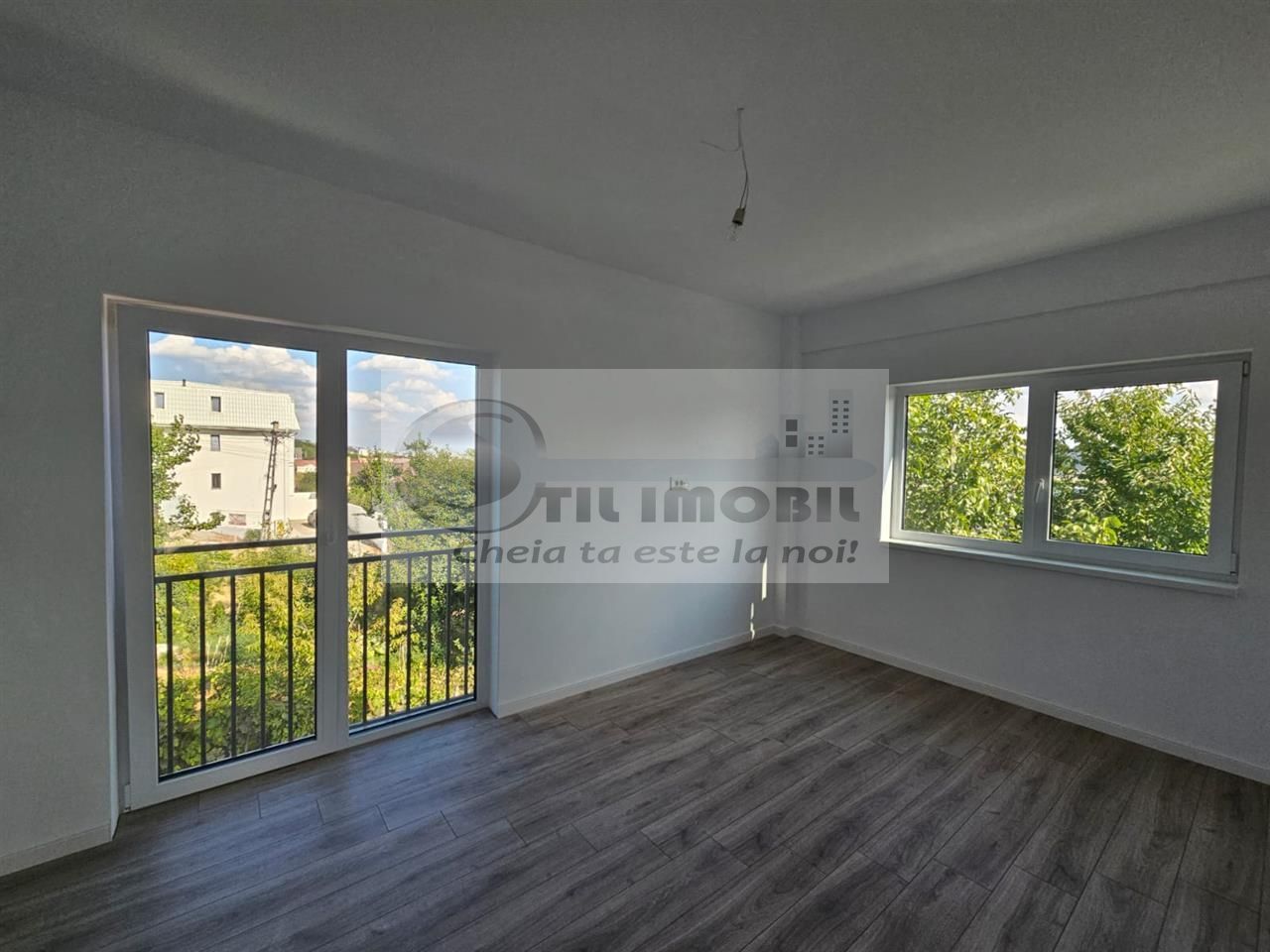 Duplex Exclusivist - P+2 - 100metri strada principala - Poză 10