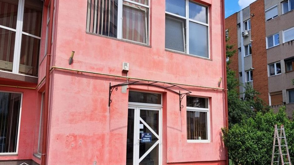 Spatiu comercial pe doua nivele, 320 mp, zona  Fortuna - Poză 2