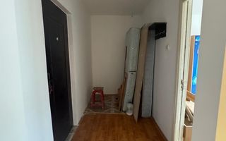Apartament 3 camere de vânzare – Tineretului, zona Biserică - Poză 2