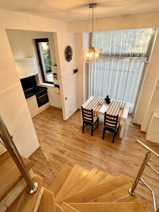 Unirii zona Marriott, Casa/Vila P+1+curte, Comercial sau Rezidential - Poză 4