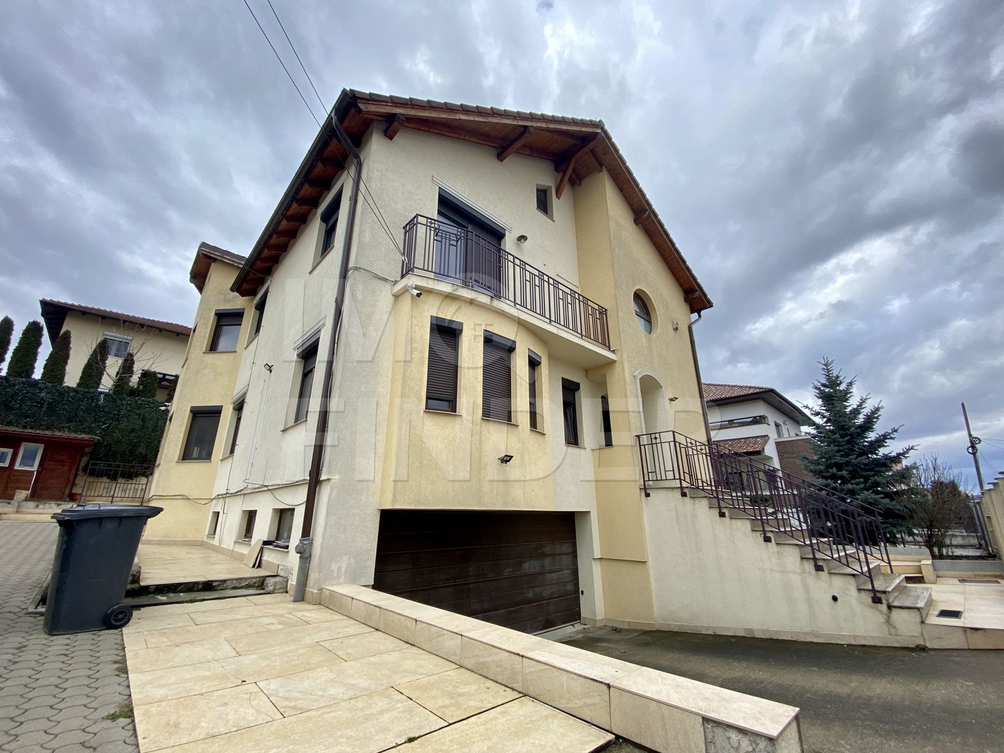 Casa individuală Buna Ziua, zona Grand Hotel Italia, teren 516 mp - Poză 1