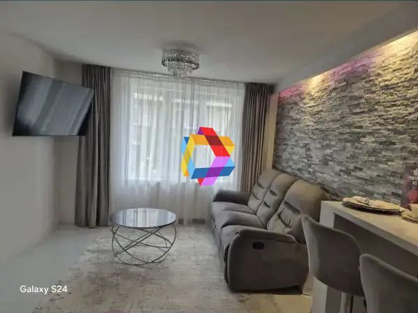 Casă cu 5 camere 130 mp - doua ap. separate,  zona Racadau - Poză 1