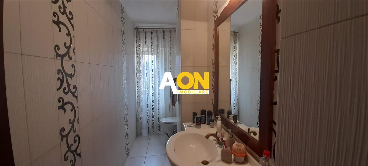 Apartament 3 camere cu scara interioara zona ultracentrala - Poză 6