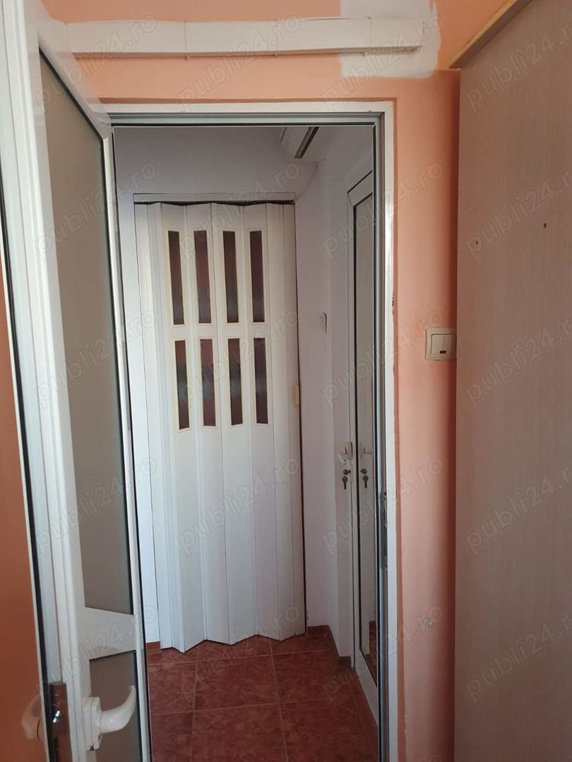 Apartament 2 camere, semidecomandat, Tiglina 1 - Poză 8