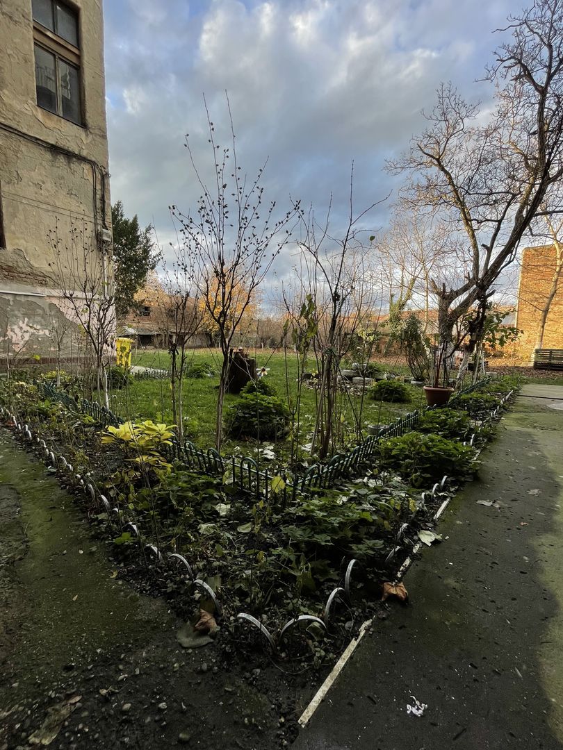 Apartament 5 camere , cladire istorica , renovat complet. - Poză 17