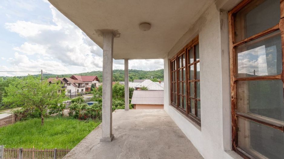 Casa in Domnesti Arges - ideala pentru locuire permanenta sau vacanta - Poză 13