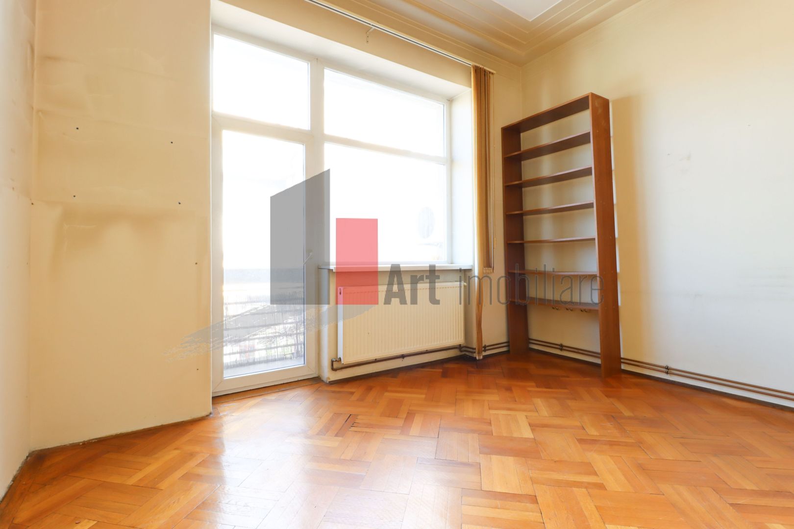 Apartamentul "DEKORA", bloc Art Deco, interior compartimentat de exceptie - Poză 19