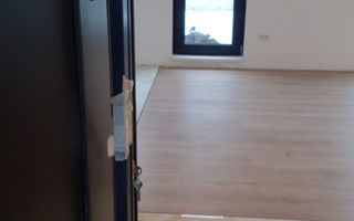 Reședință Modernă cu Finisaje Distinse - Poză 29