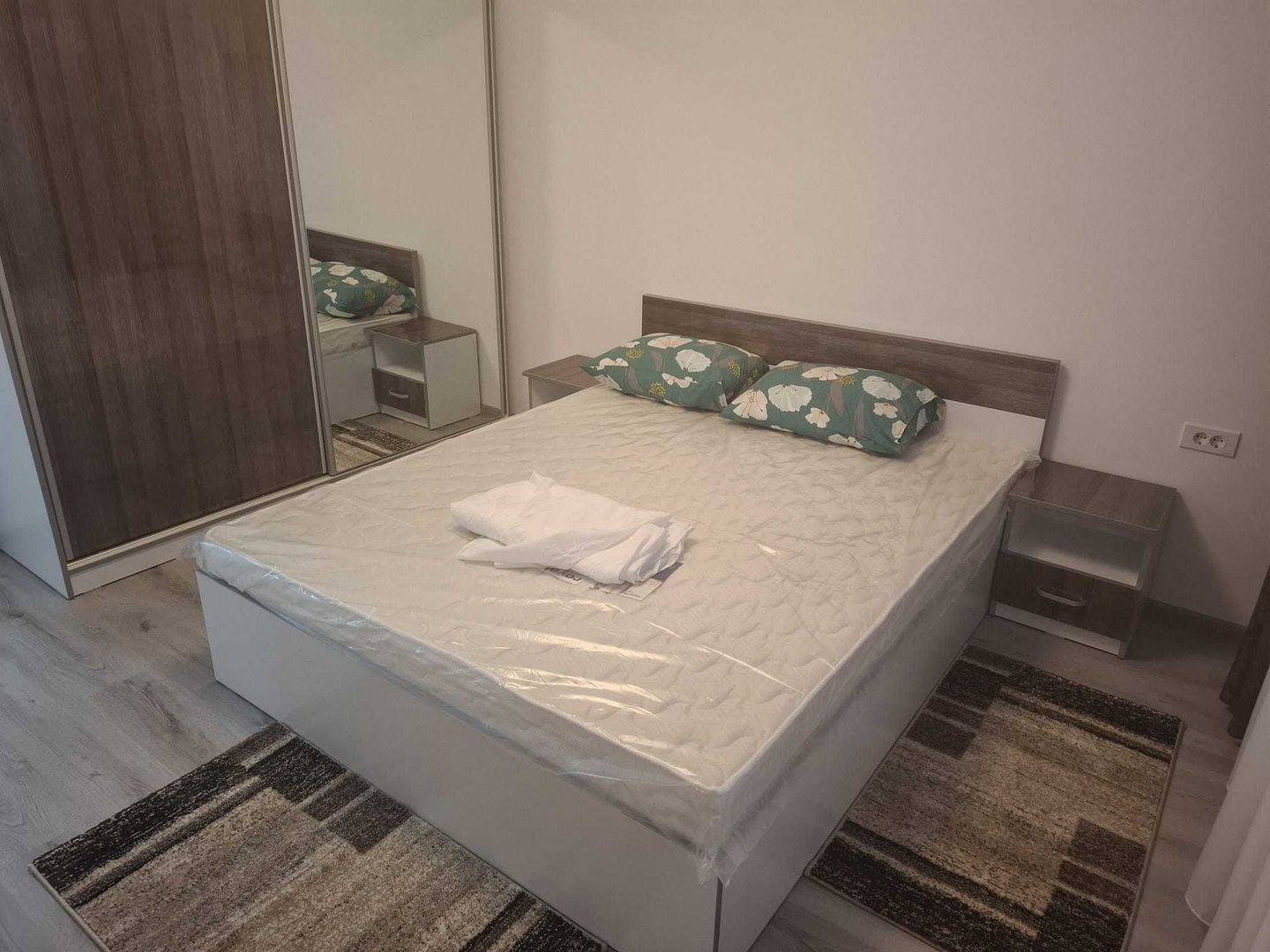 De inchiriat apartament cu 2 camere NOU 2025 , Grand Arena sector4 - Poză 1