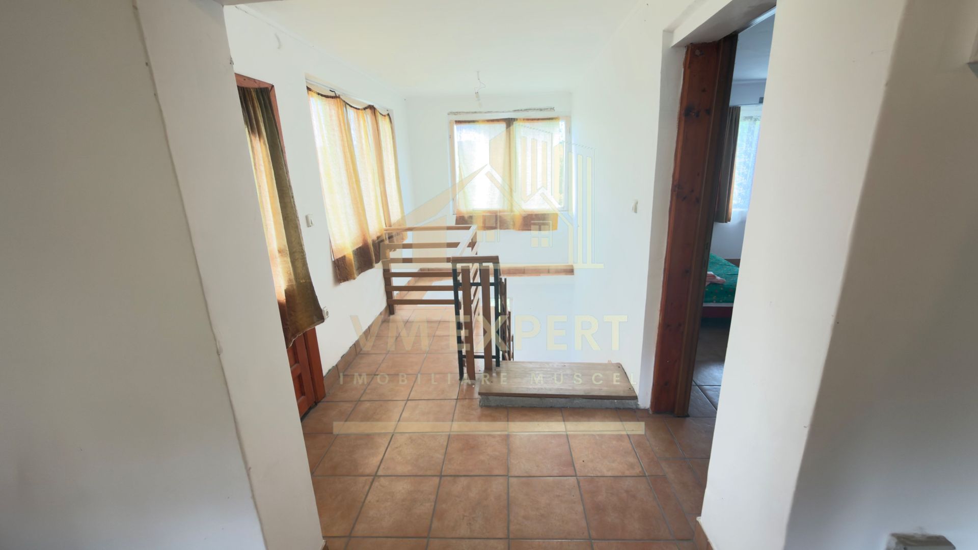 CASA 5 CAMERE TEREN 1138 MP BĂLILEȘTI  ARGES - Poză 17
