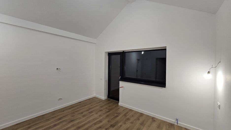 Apartament cu 2 camere 65,10 mp + 30 mp pod - vedere la muntii Caraiman Busteni - Poză 4
