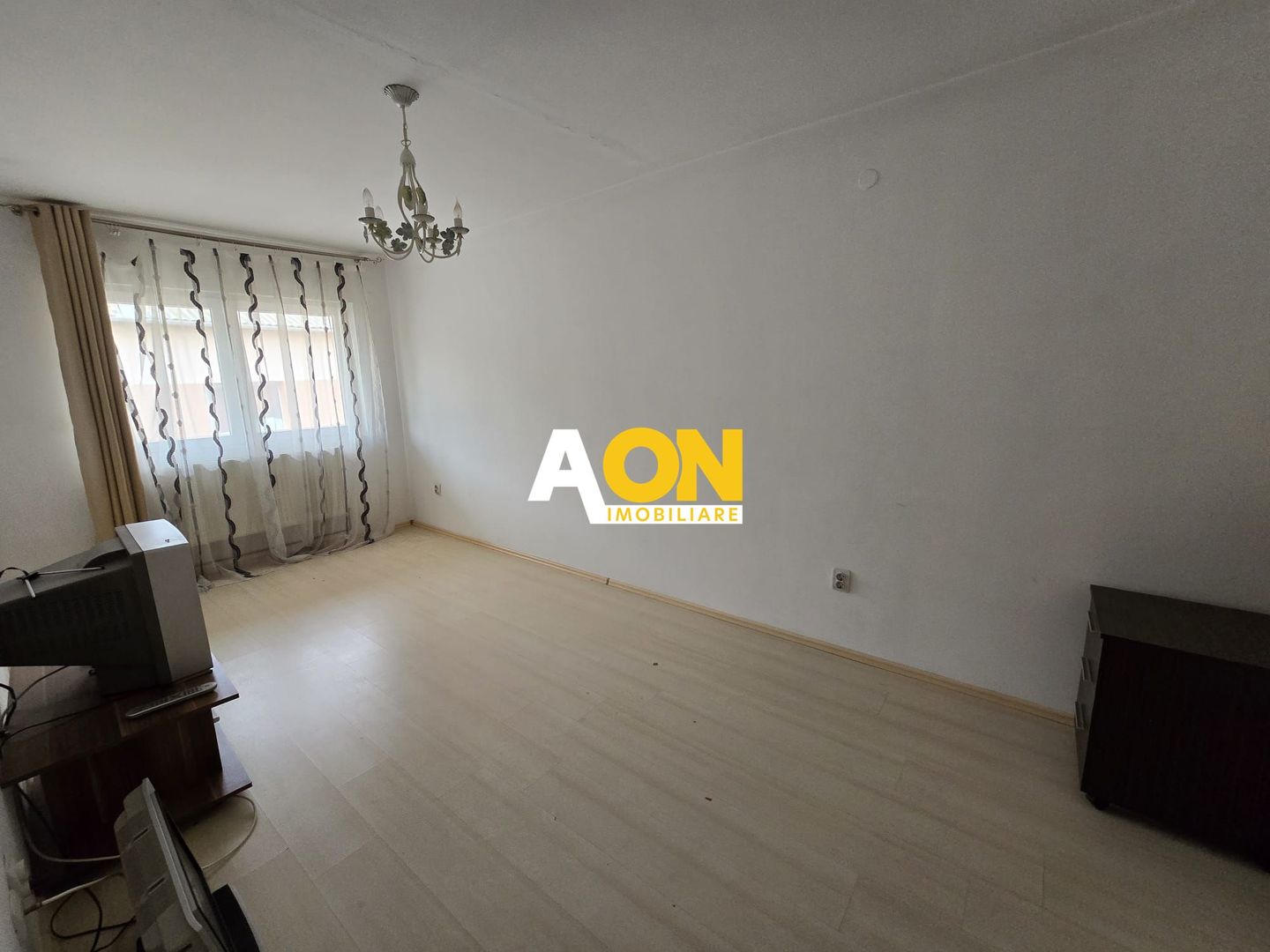 Apartament cu 4 camere, 120 mp utili, Ampoi 1 - Poză 5