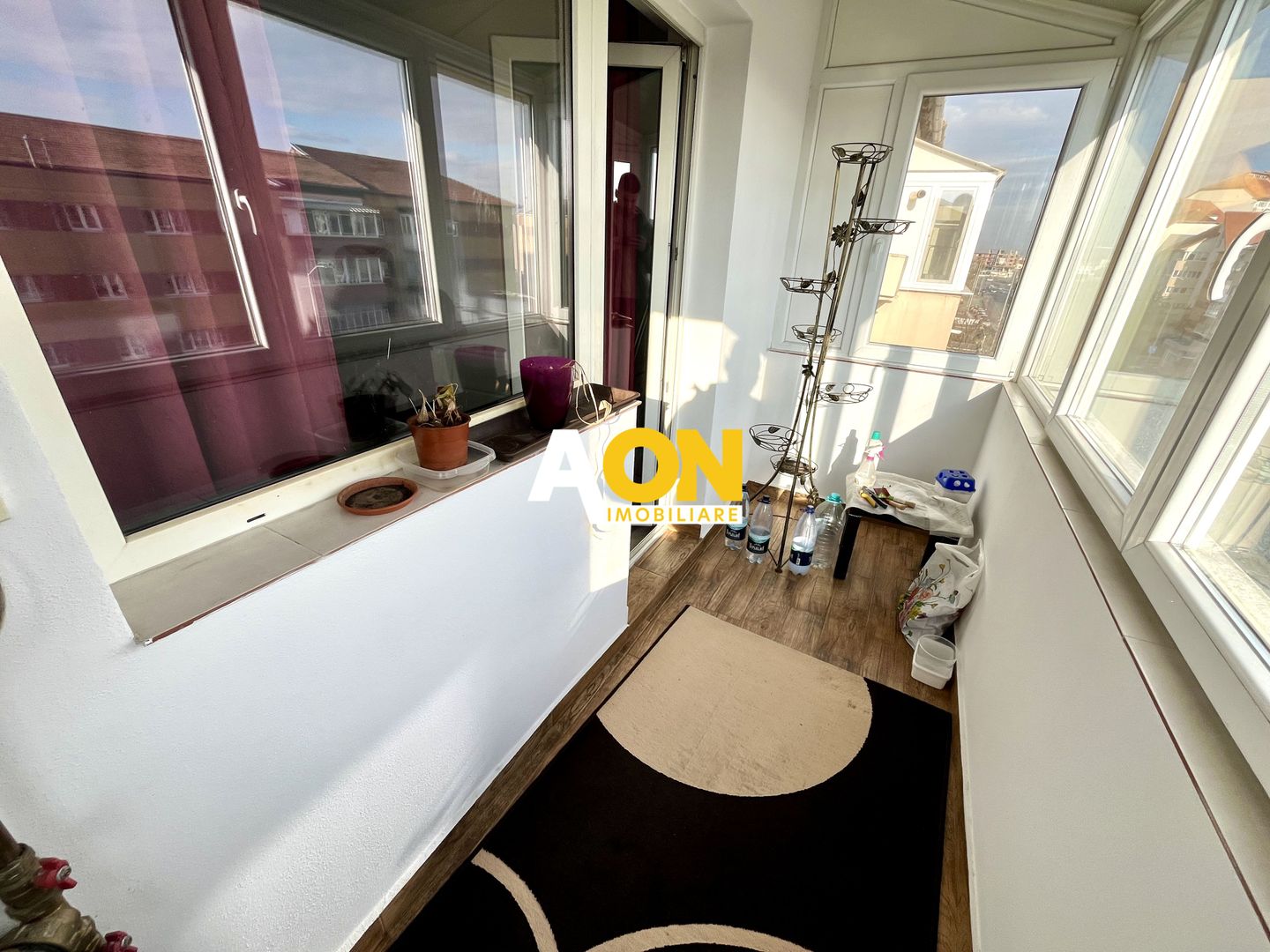 Apartament cu 3 Camere, Decomandat, Zona Mercur - Poză 13