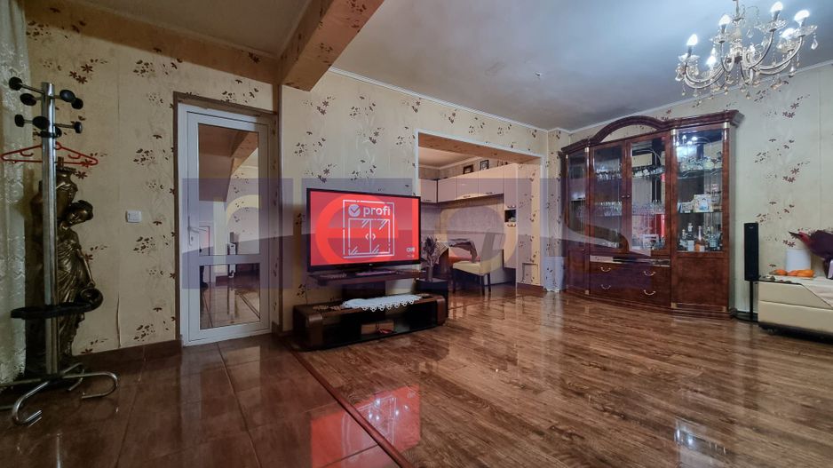 VANZARE CASA | DECOMANDATA | ZONA EROII REVOLUTIEI - Poză 1