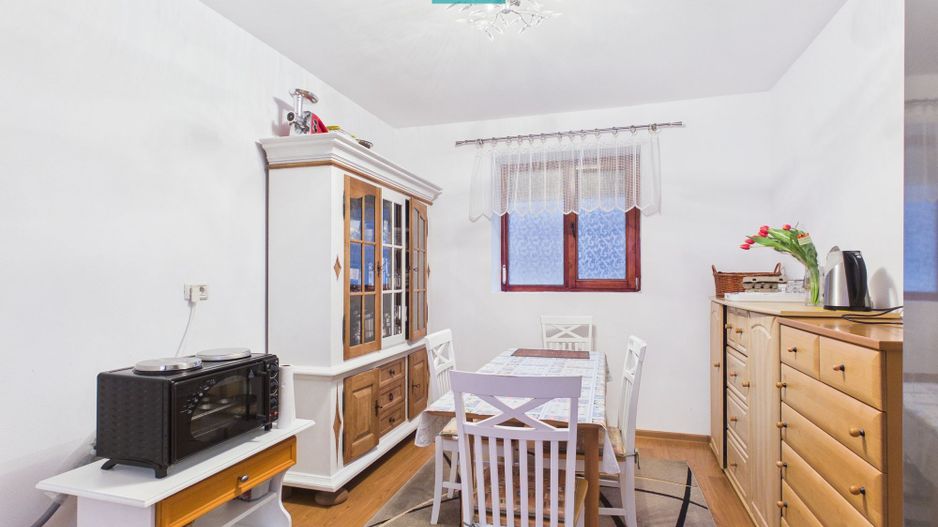 Casă 2 corpuri și 5 camere ultracentral în Curtici - Poză 5