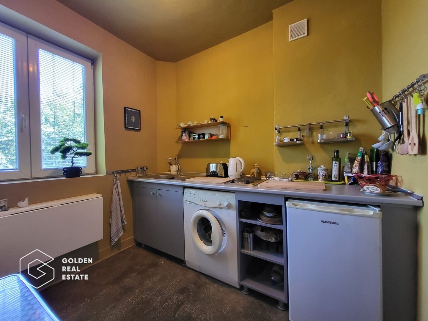 Apsrtament 2 camere, oras Lipova - Poză 8