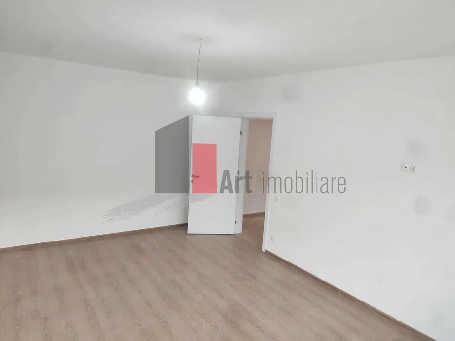 Vânzare apartament decomandat bloc nou 3 camere cu centrală - Dedeman - Poză 13