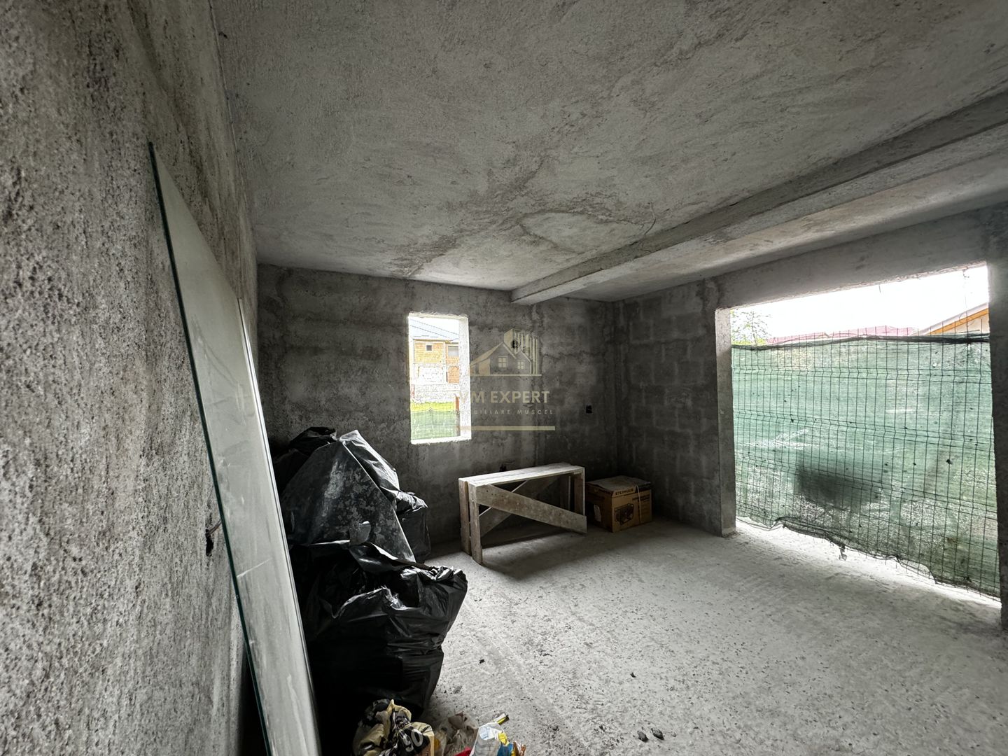 VILA 5 CAMERE, ZONA ULTRA CENTRALA, CAMPULUNG MUSCEL, TEREN 500 MP - Poză 33