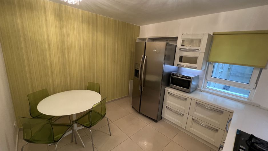Apartament Lux 4 camere metrou loc parcare - Poză 19