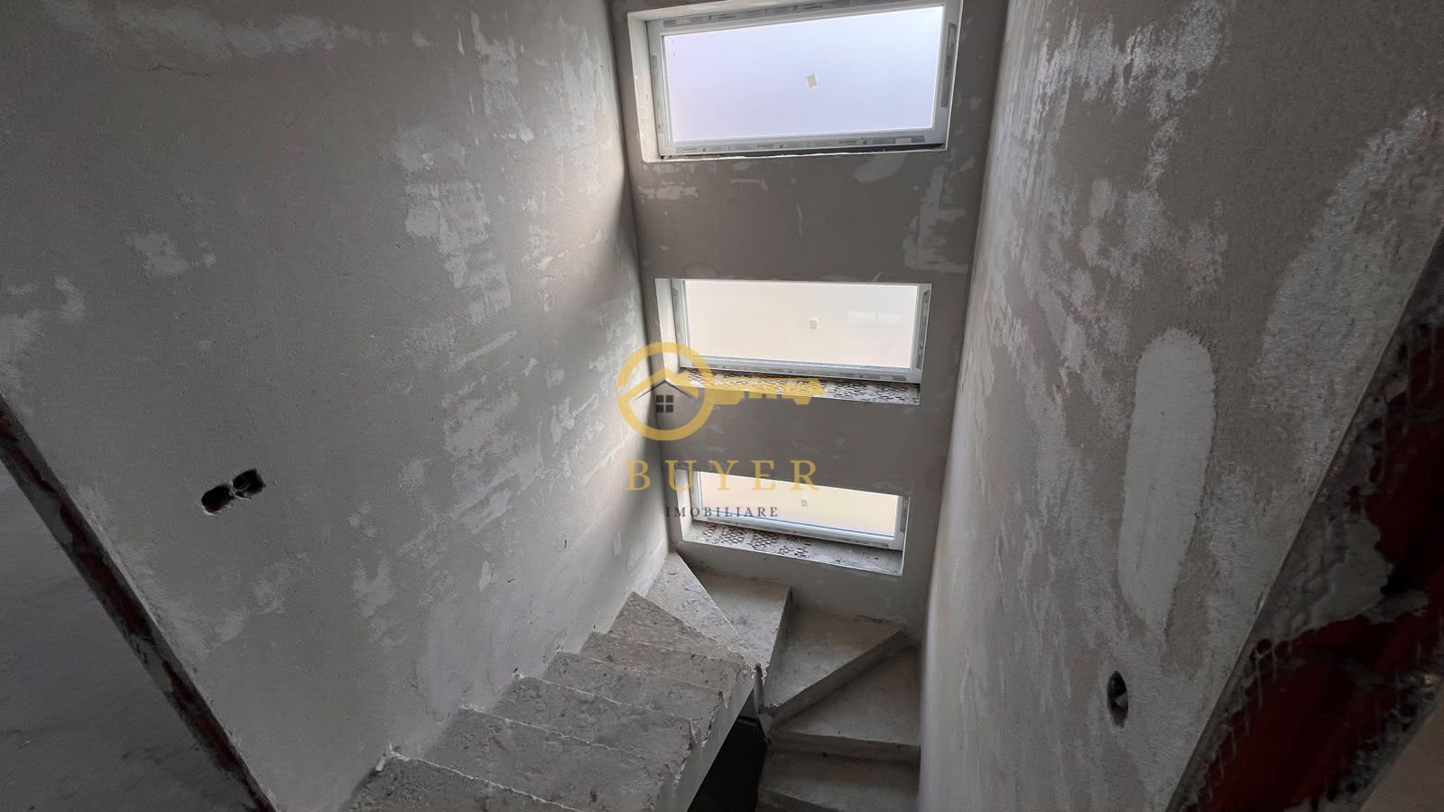 Casa single, finisata LA GRI- Talmaciu, zona cu peisaj superb, 400 mp - Poză 4