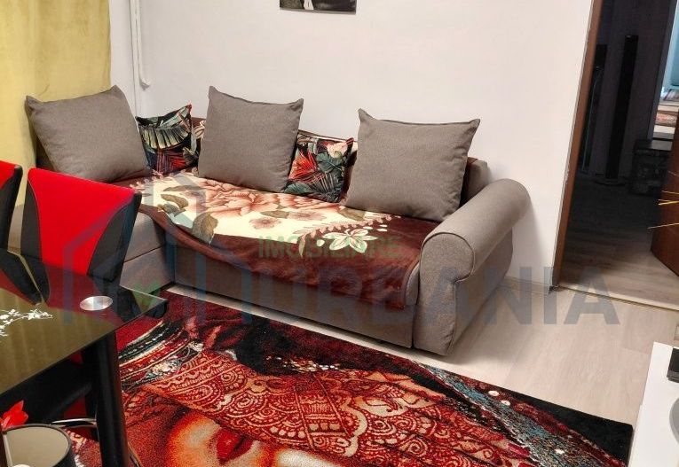 Apartament cu 2 camere, 42 mp, renovat, în Micro, strada Horia, Bloc F3B, parter, Pașcani - Poză 5