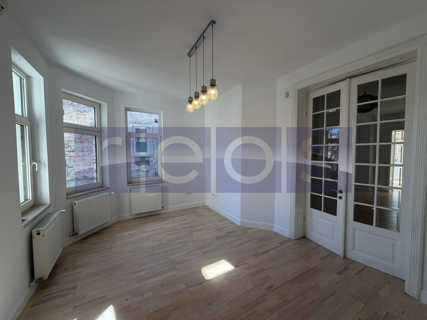 INCHIRIERE VILA INTERBELICA | CAPITALE | 360 MP | NOU RENOVATA | LUX - Poză 11