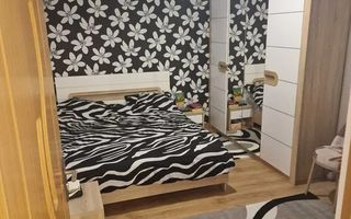 Apartament cu 3 camere in zona centrala - Poză 5